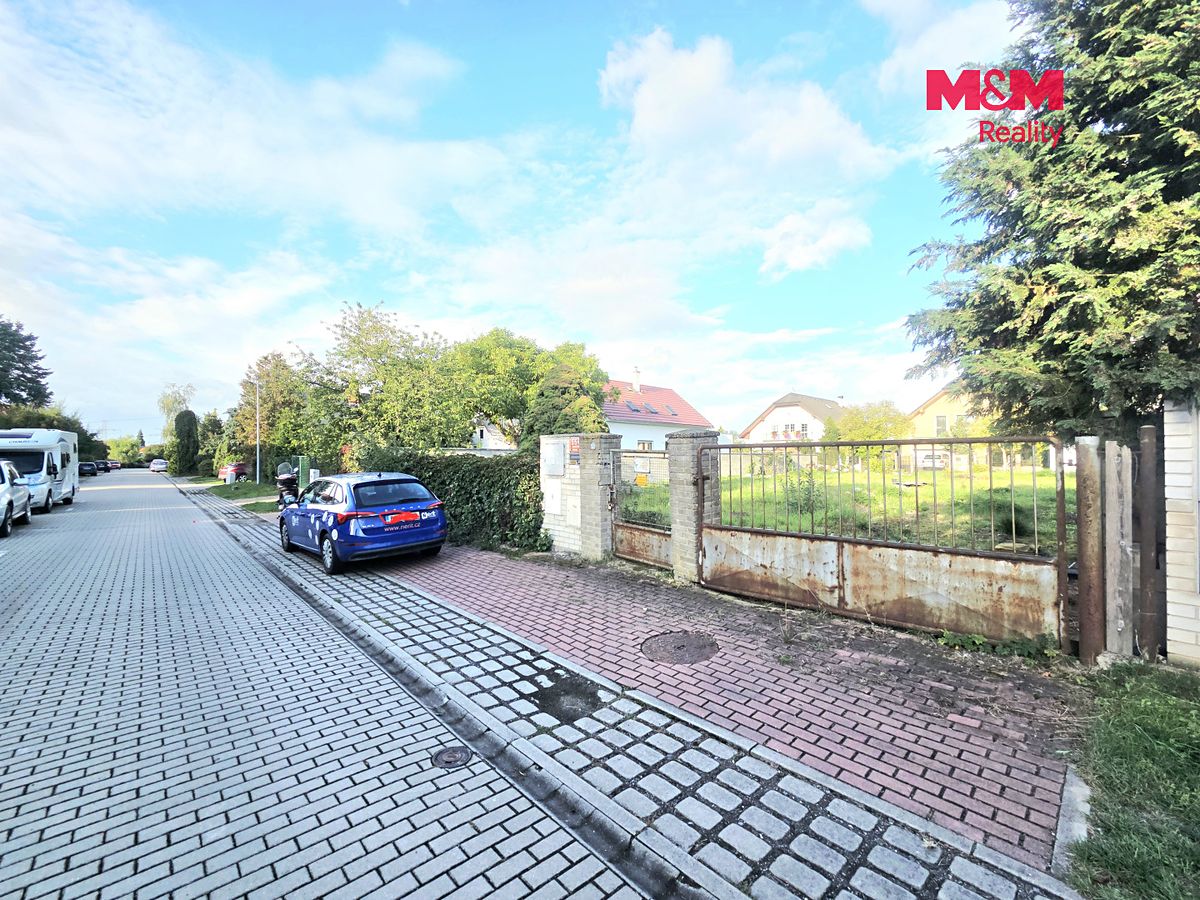 Prodej stavebního pozemku 761 m² – fotografie 3