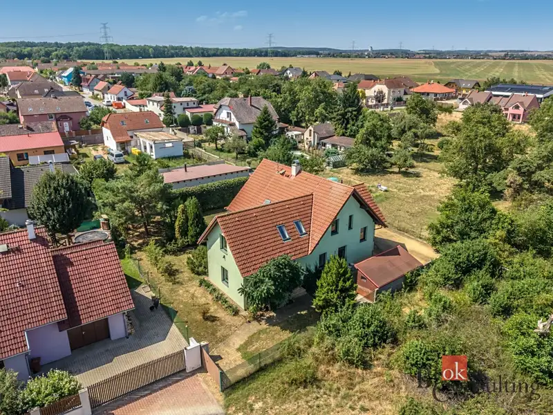 Prodej rodinného domu 260 m², pozemek 822 m², Mratín – náhled fotky 1