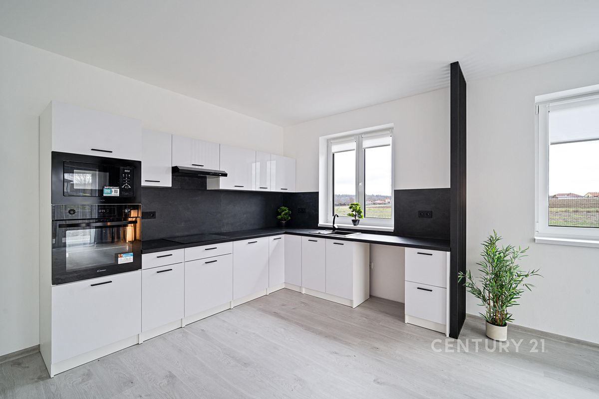 Prodej rodinného domu 125 m², pozemek 803 m² – fotografie 3