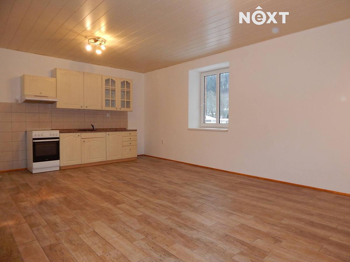 Pronájem bytu 2+kk 50 m² – fotografie 2