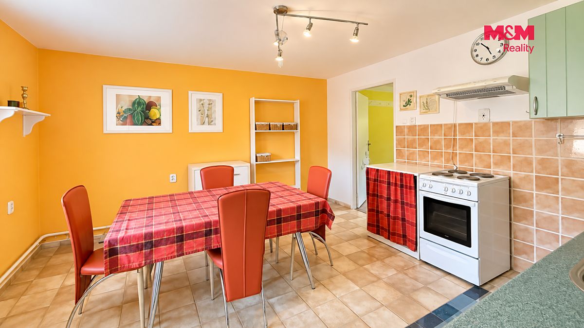 Prodej rodinného domu 150 m², pozemek 29898 m² – fotografie 2