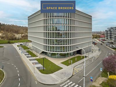 Pronájem kanceláře 1659 m²