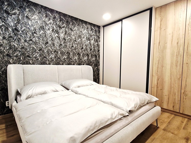 Pronájem bytu 2+kk, 53 m² (14 z 25)