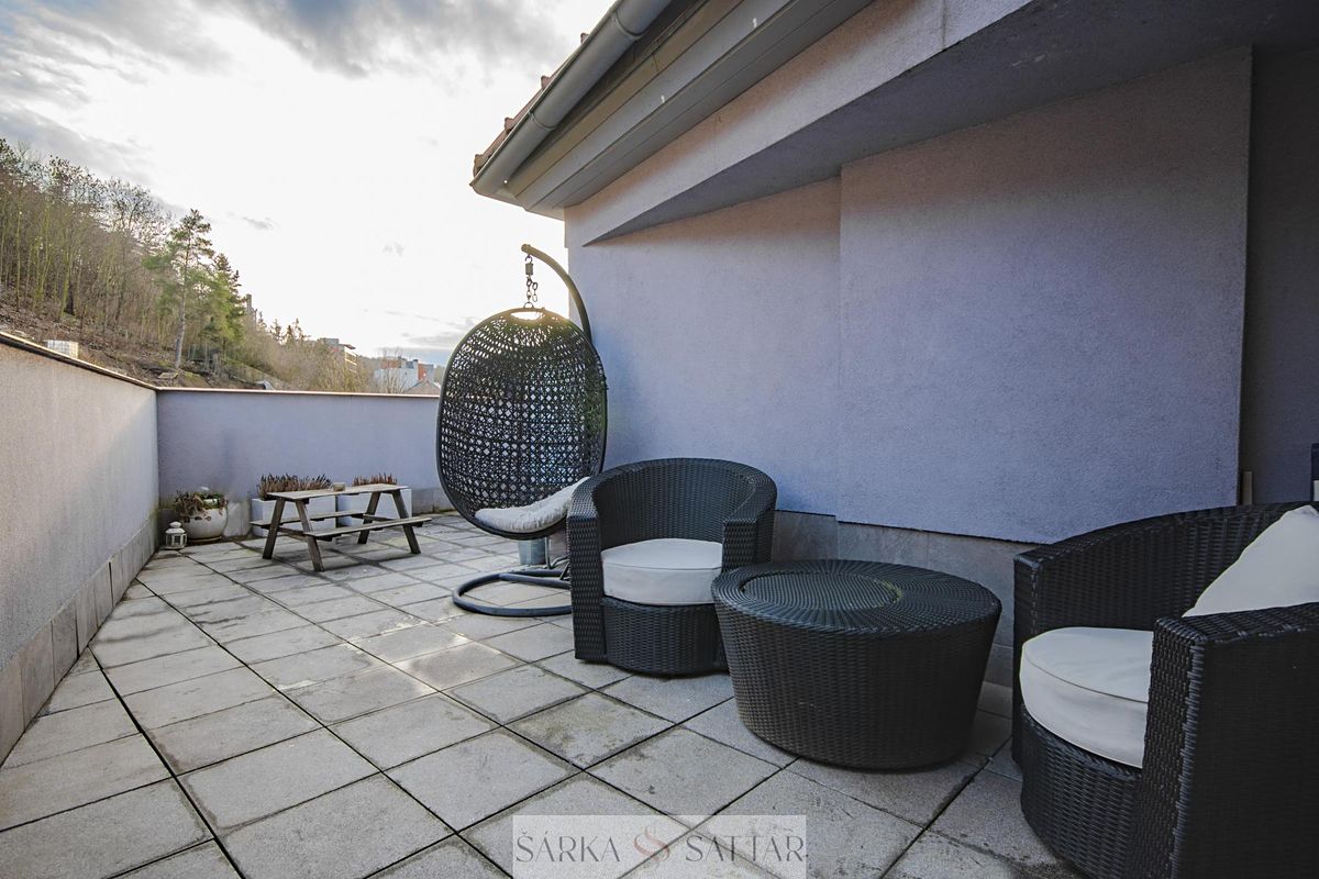 Pronájem bytu 2+kk 54 m² – fotografie 3