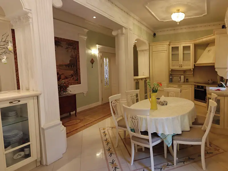 Prodej bytu 4+kk 140 m², Karlovy Vary – náhled fotky 1