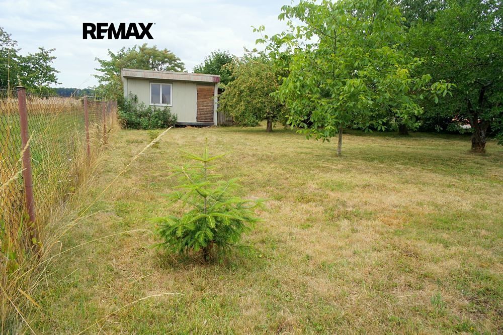 Pronájem zahrady 1030 m² – fotografie 4