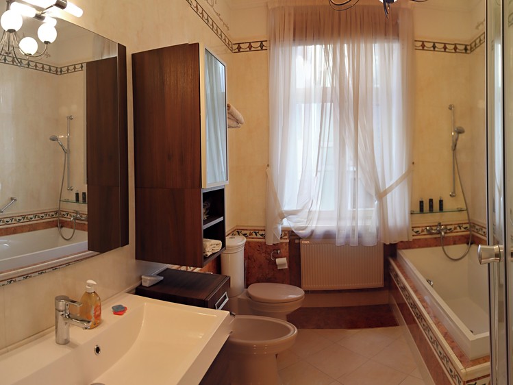 Квартира 4+kk на продаж, 140 м² (17 з 40)