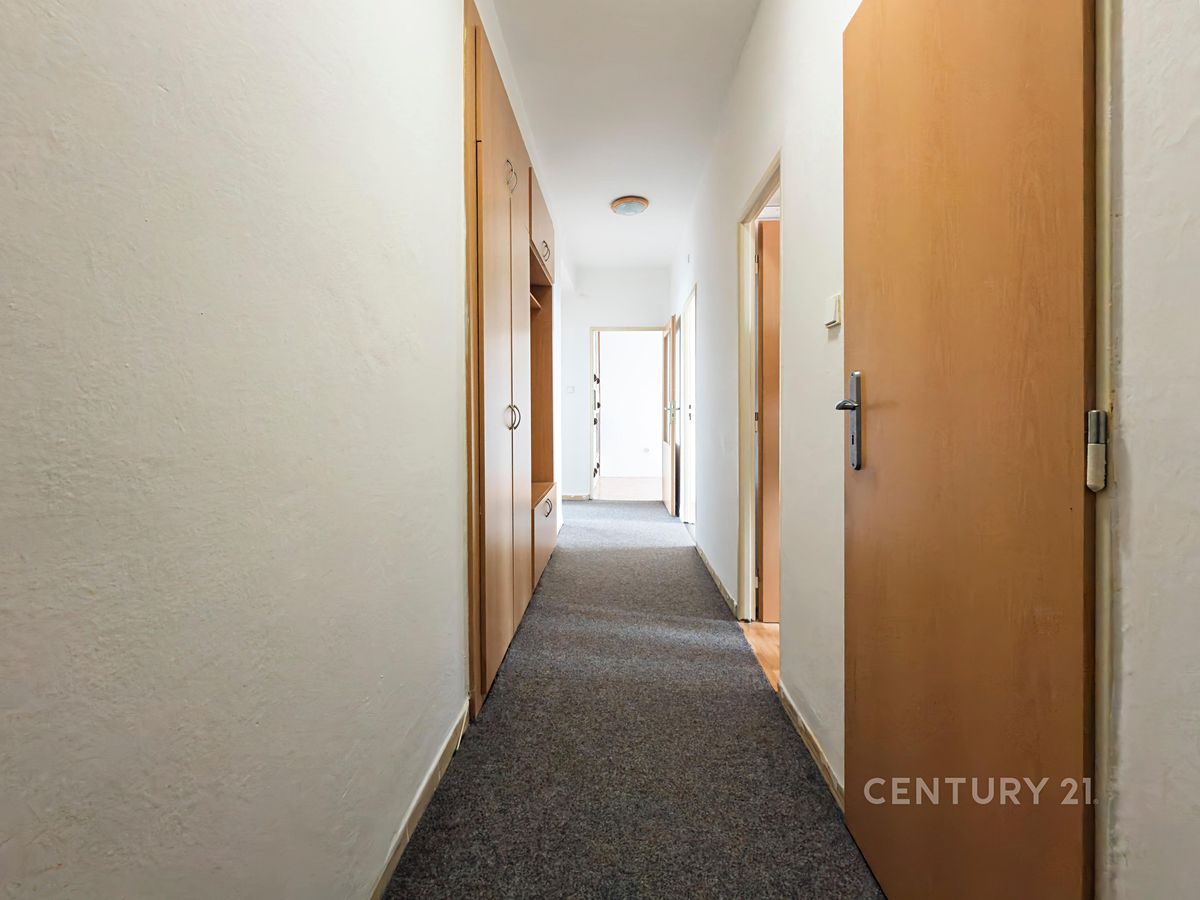 Pronájem bytu 3+1 72 m² – fotografie 4