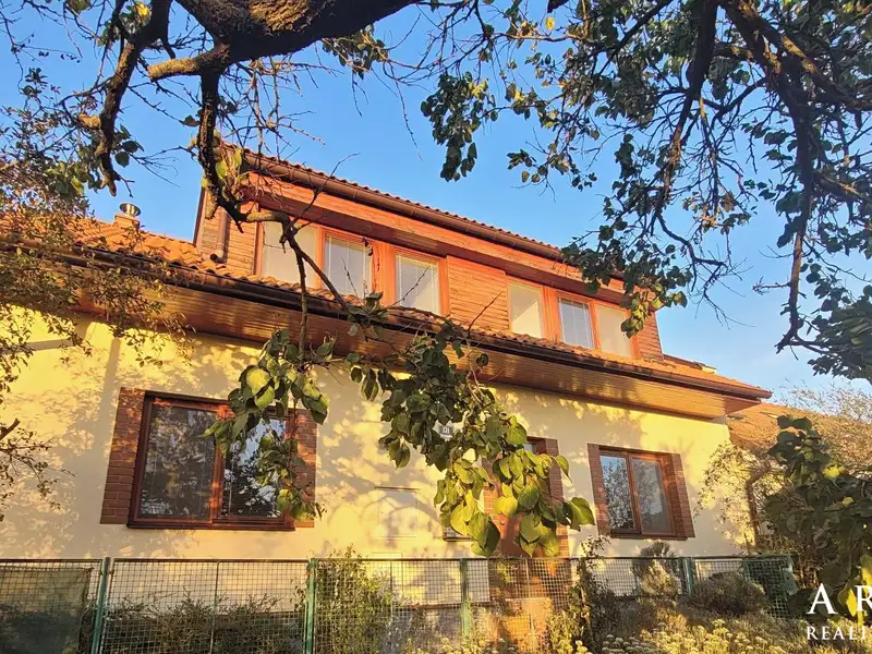 Pronájem rodinného domu 123 m², pozemek 190 m², Brno – náhled fotky 1