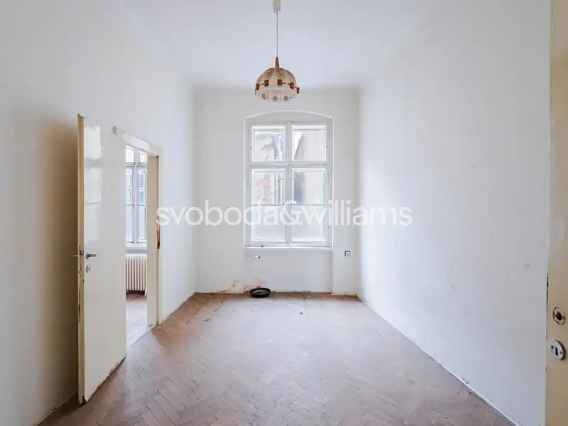 Prodej bytu 6 pokojů a více 993 m², Karlovy Vary – náhled fotky 2