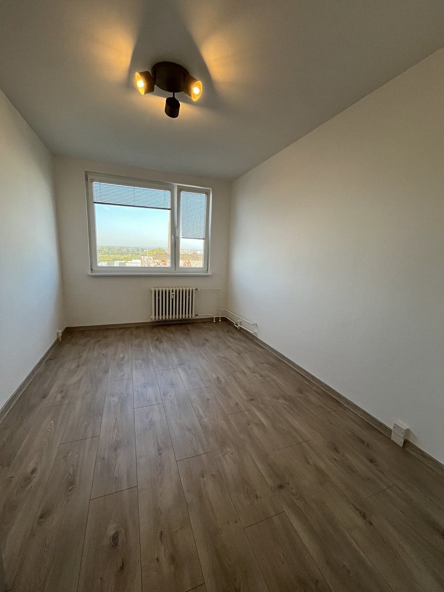 Pronájem bytu 3+1 70 m² – fotografie 5