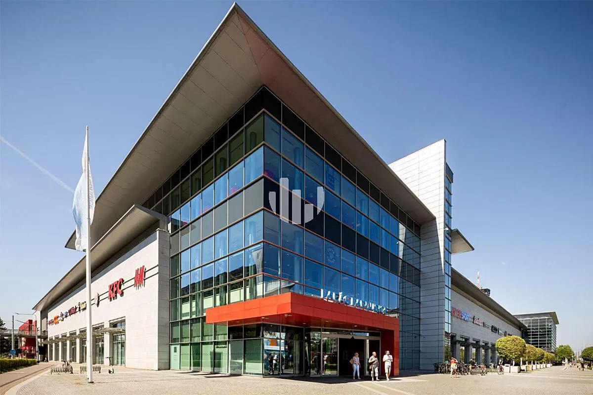 Pronájem kanceláře 320 m²