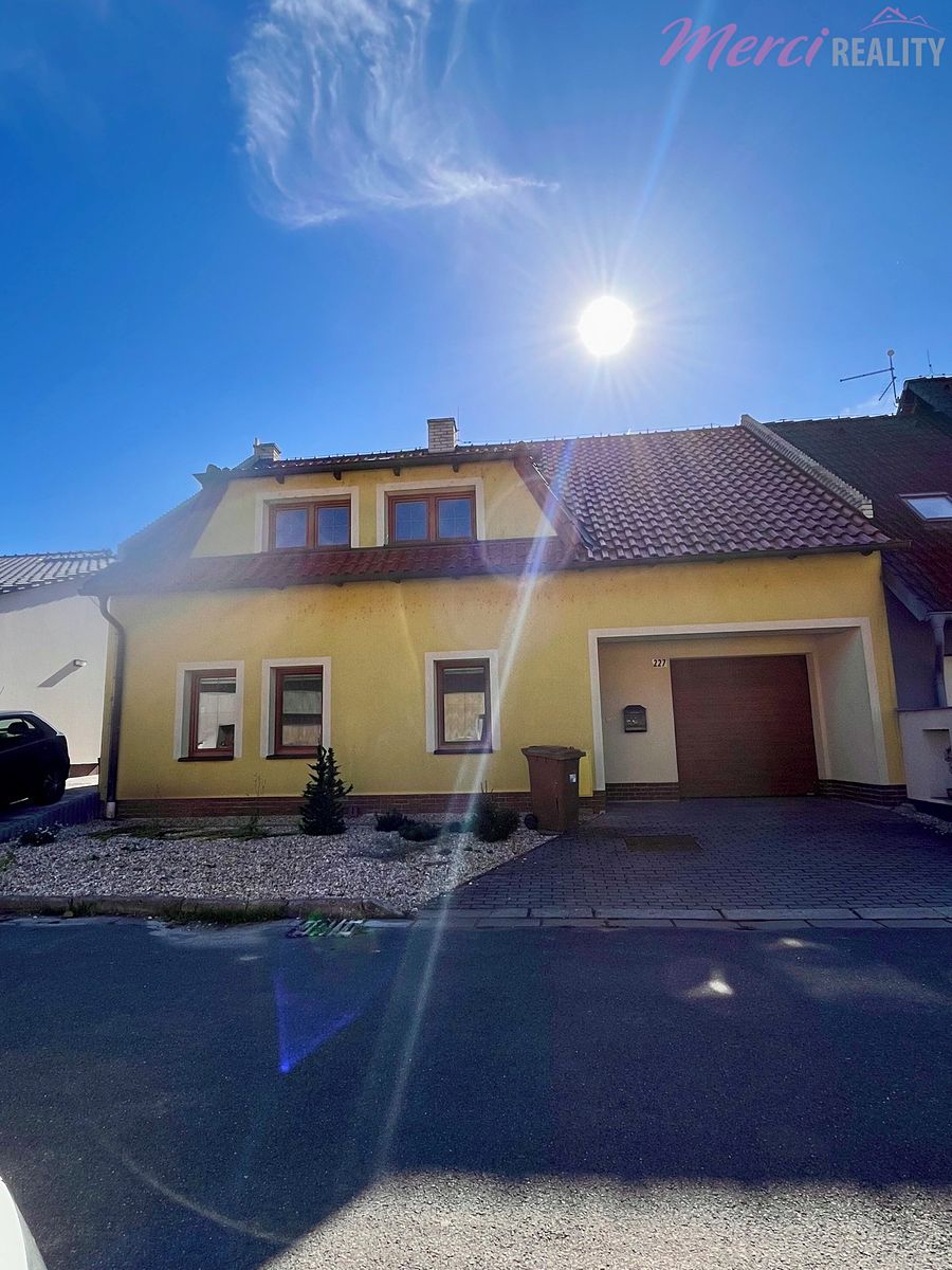 Pronájem rodinného domu 180 m², pozemek 434 m²