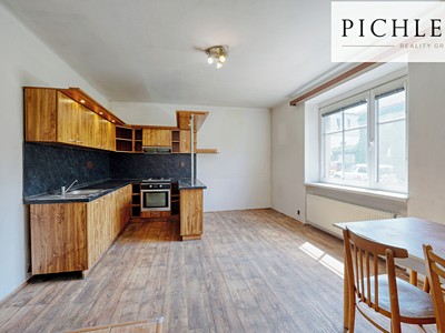 Prodej domu, 325 m² (2 z 28)