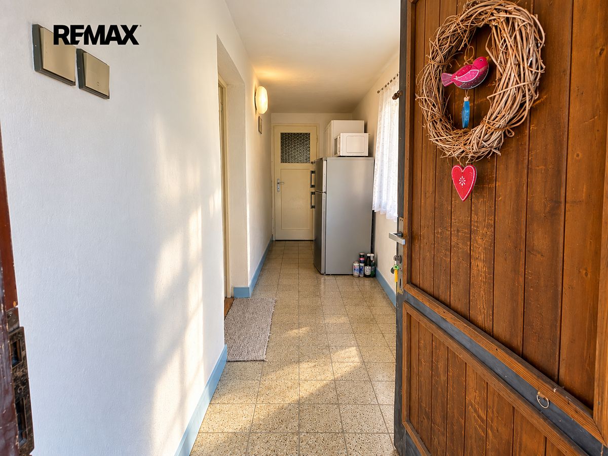 Prodej rodinného domu 140 m², pozemek 419 m² – fotografie 3
