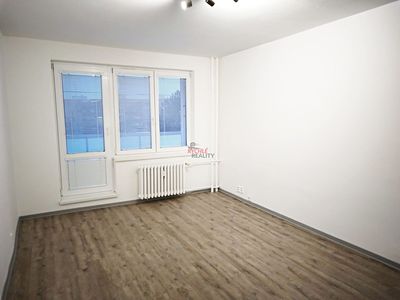 Pronájem bytu 1+kk 28 m²