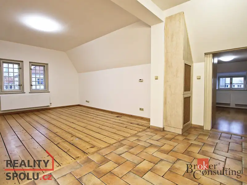 Pronájem bytu 2+kk 60 m², Rokycany – náhled fotky 3
