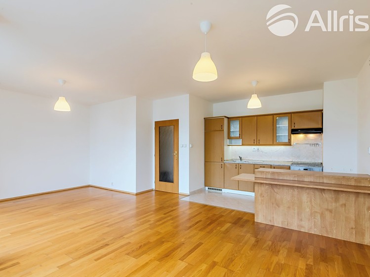 Prodej bytu 3+kk, 75 m² (4 z 32)