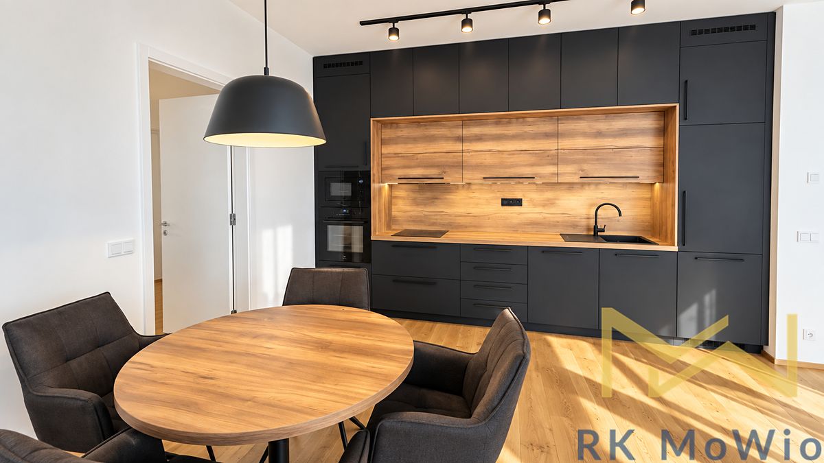 Pronájem bytu 2+kk 58 m² – fotografie 2