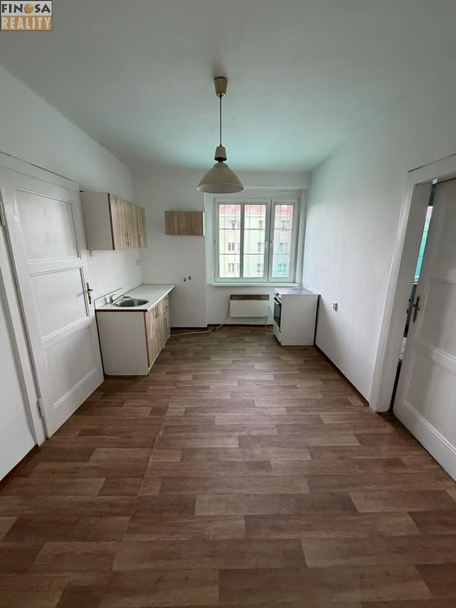 Pronájem bytu 1+1 42 m² – fotografie 4