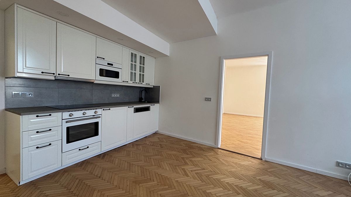 Pronájem bytu 2+1 68 m² – fotografie 2
