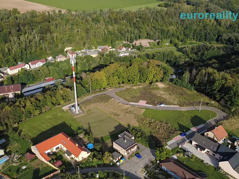 Prodej stavebního pozemku 928 m², Niměřice – náhled fotky 3