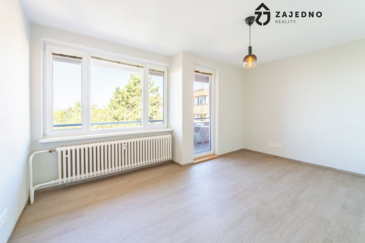 Pronájem bytu 2+1 55 m² – fotografie 3