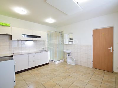 Pronájem bytu 1+1 37 m²
