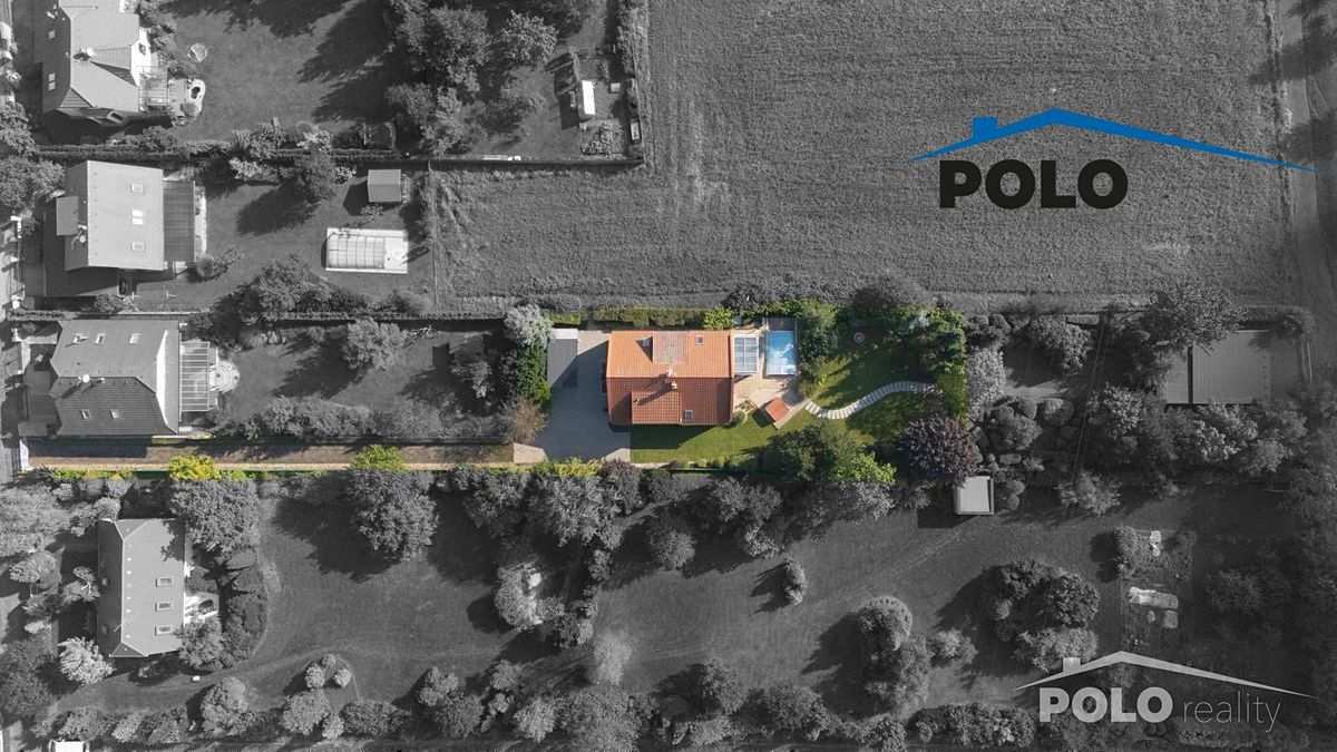 Prodej rodinného domu 197 m², pozemek 1169 m² – fotografie 2
