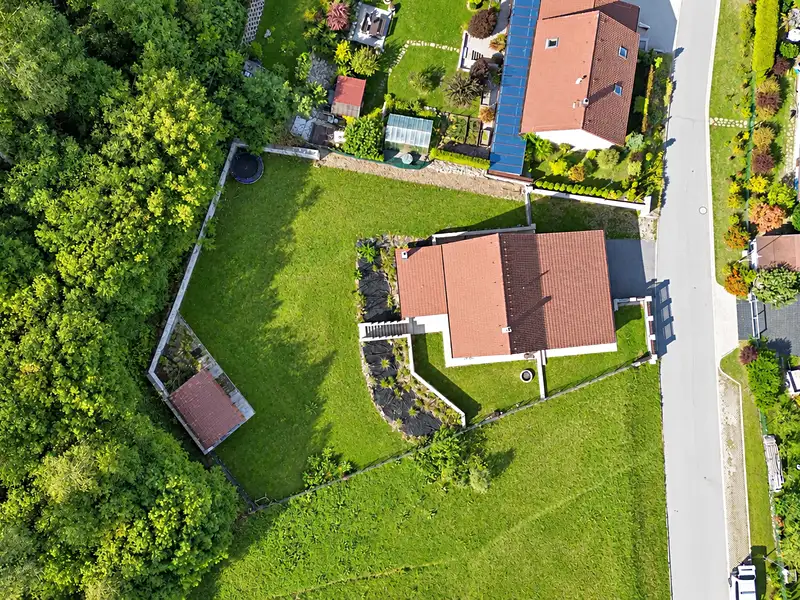 Prodej rodinného domu 196 m², pozemek 1327 m², Větřní – náhled fotky 2