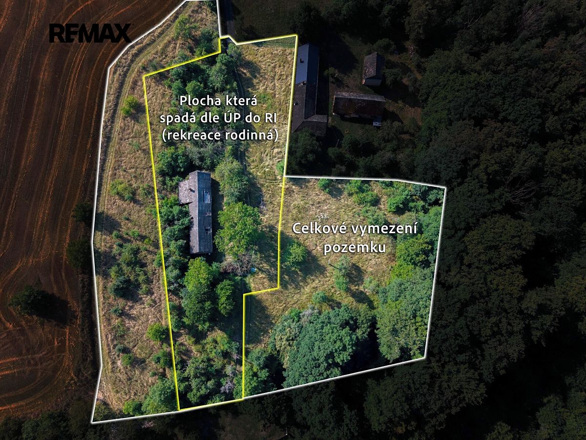 Prodej stavebního pozemku 9545 m²