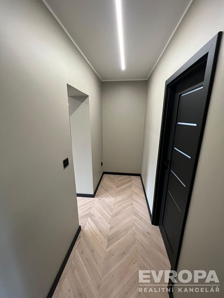 Pronájem bytu 3+kk 76 m² – fotografie 5