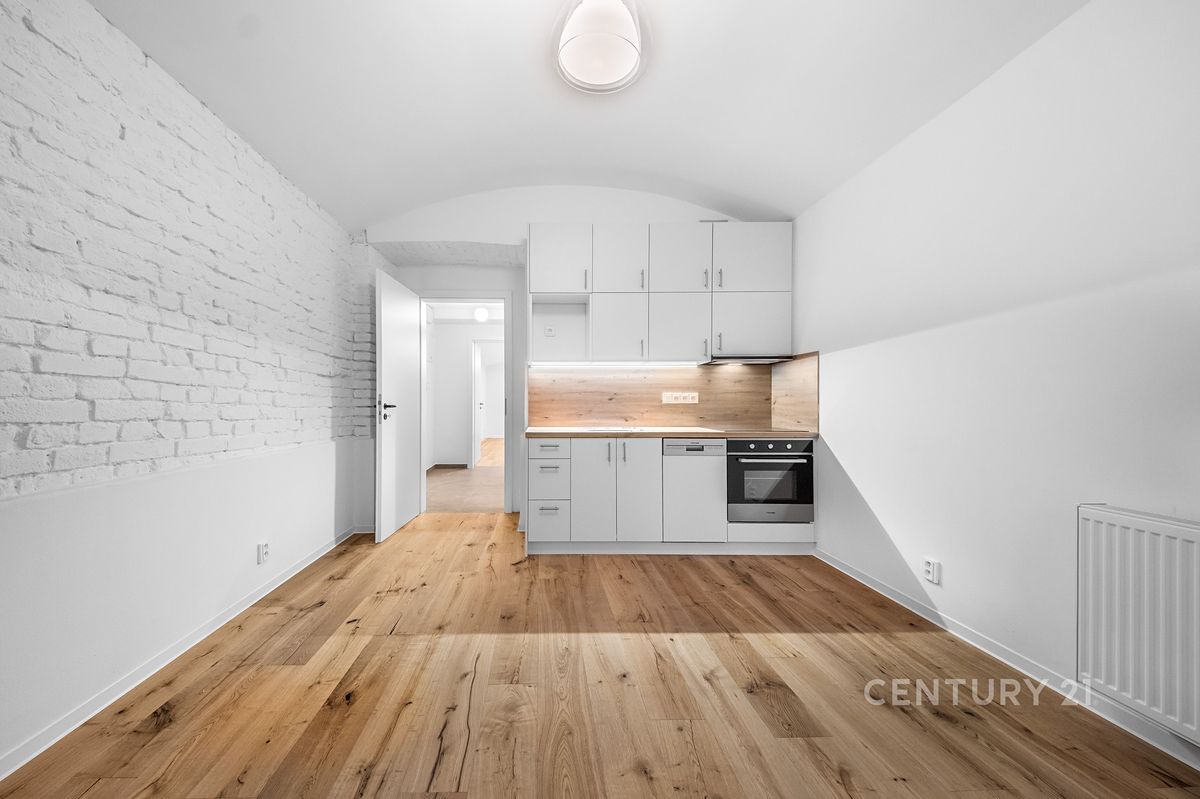 Pronájem bytu 2+kk 50 m²