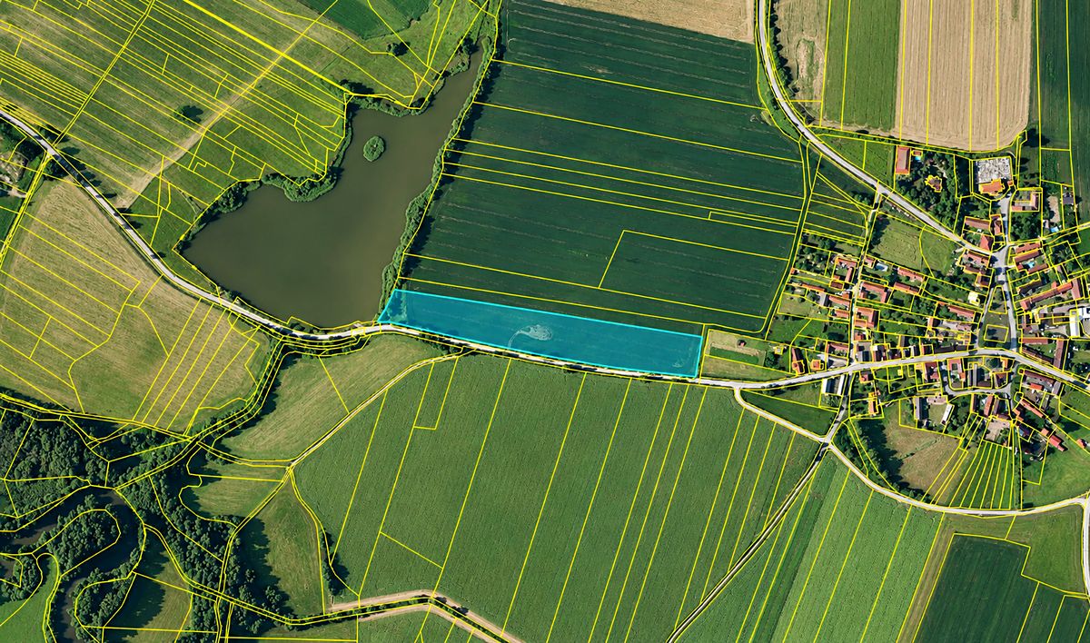 Prodej pole 21788 m²