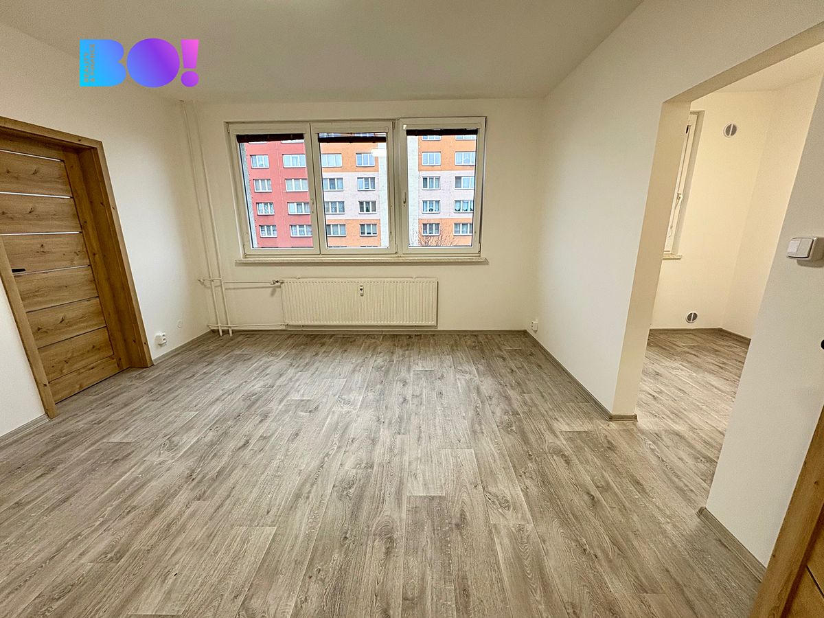 Pronájem bytu 2+1 43 m² – fotografie 3