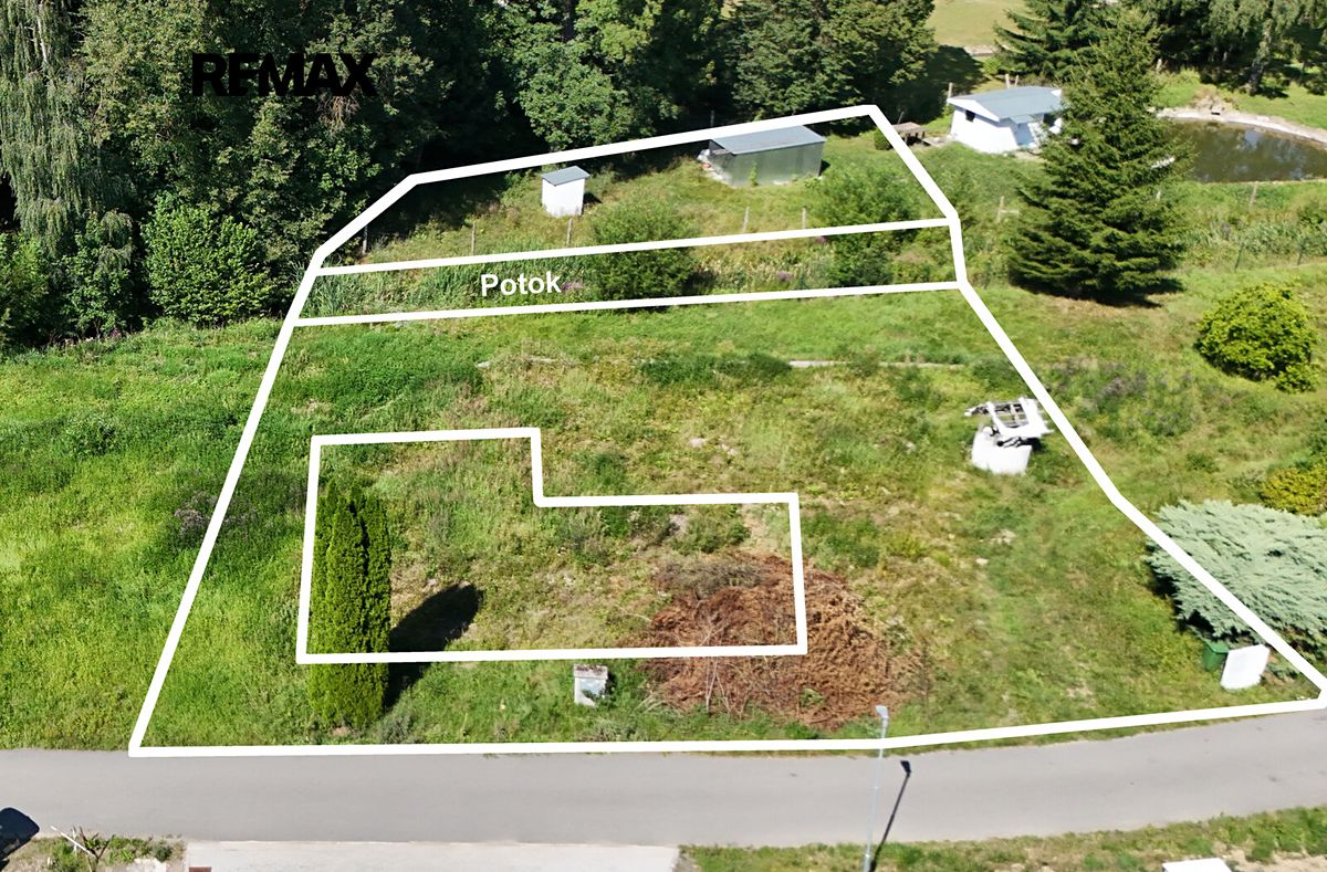Prodej stavebního pozemku 1362 m² – fotografie 2