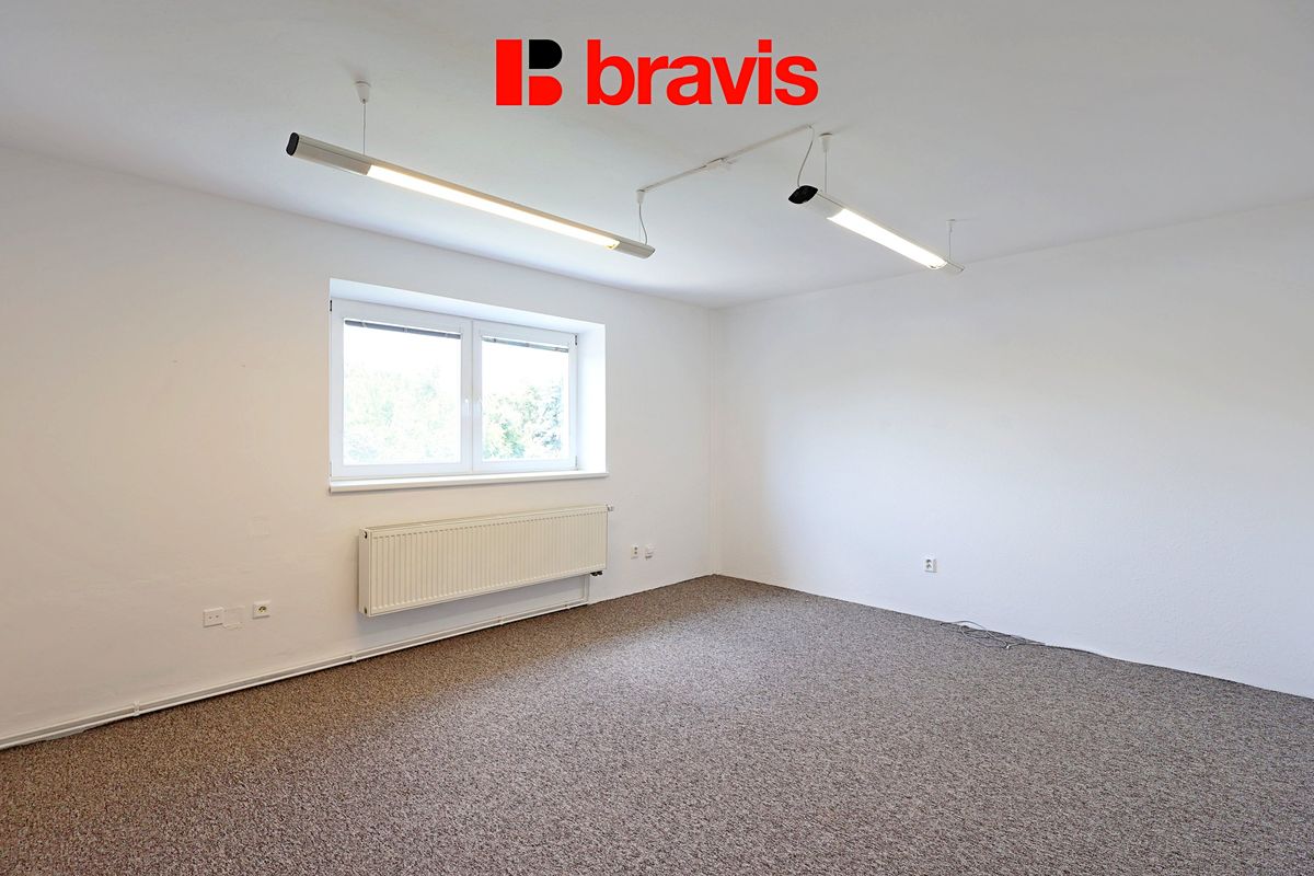 Pronájem kanceláře 90 m² – fotografie 2