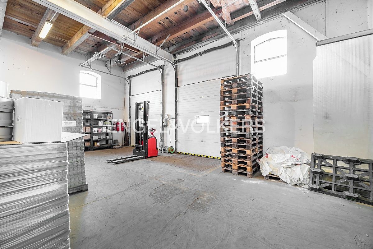Pronájem skladového prostoru 3032 m² – fotografie 3