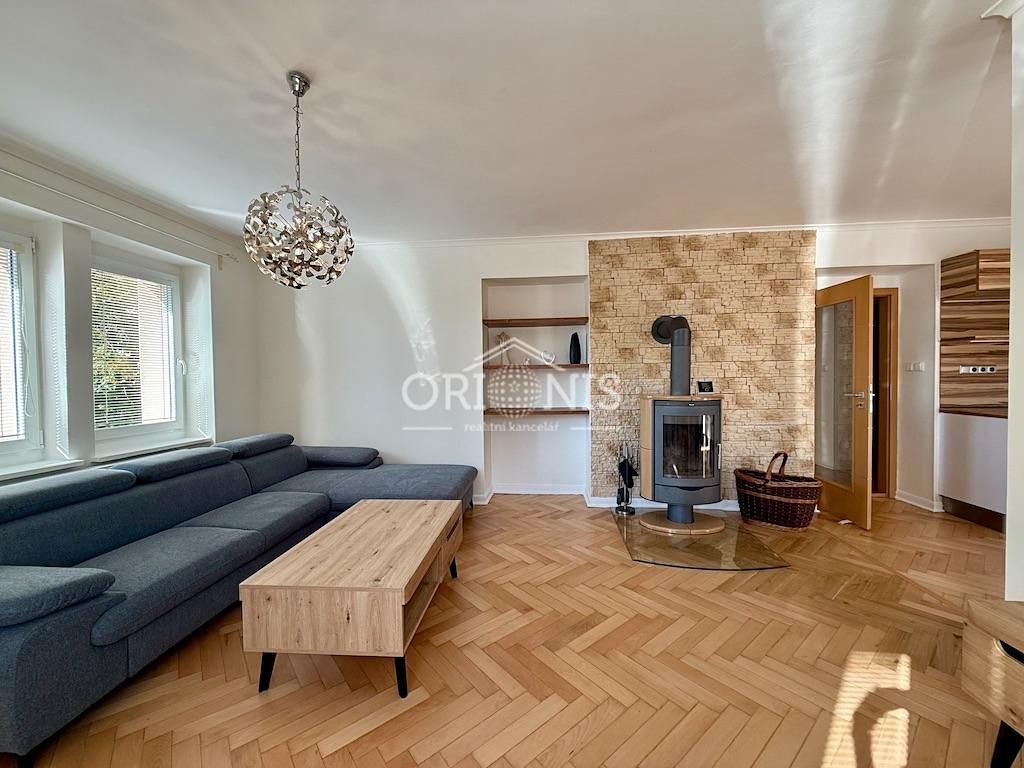 Pronájem bytu 3+1 82 m² – fotografie 2