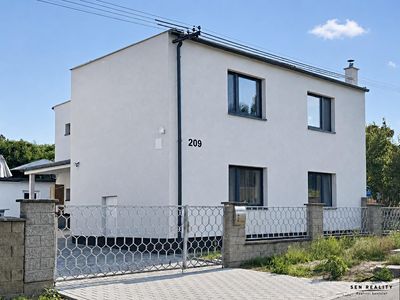 Prodej rodinného domu 153 m², pozemek 548 m²