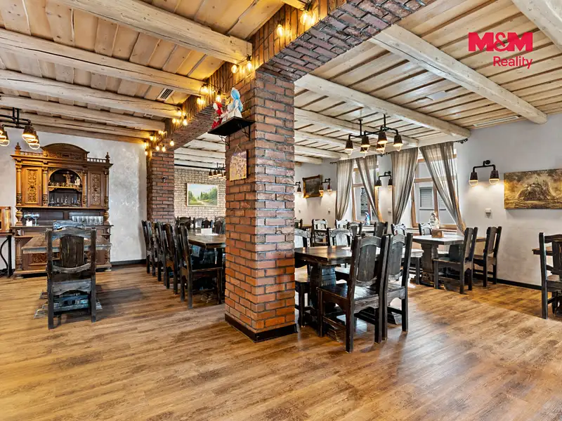 Prodej restaurace 889 m², Jablonec nad Nisou – náhled fotky 3