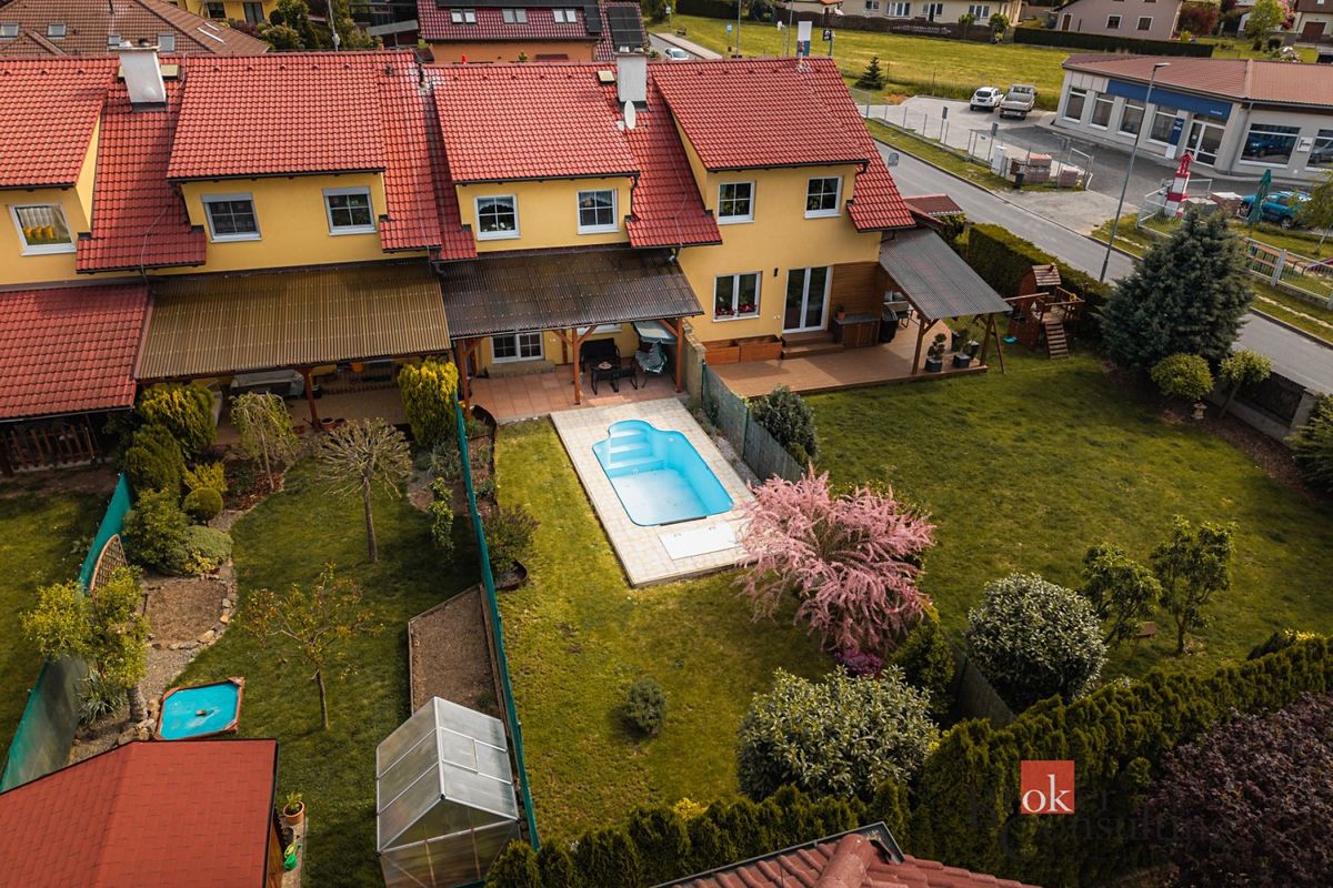 Prodej rodinného domu 122 m², pozemek 121 m², Vejprnice – fotka 1 z 3