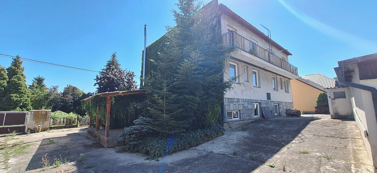 Prodej rodinného domu 171 m², pozemek 686 m² – fotografie 3