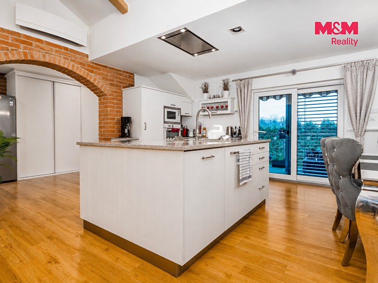 Комерційне приміщення на продаж, 847 м² (12 з 30)