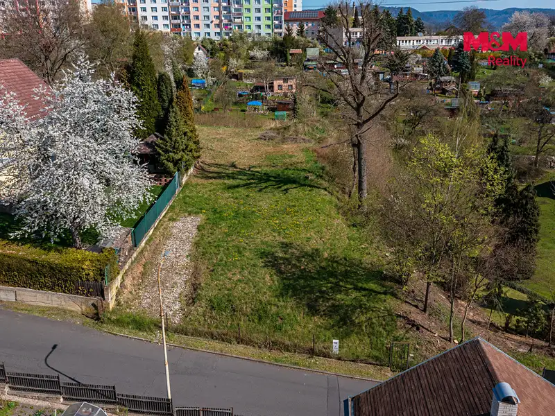 Prodej stavebního pozemku 1396 m², Děčín – náhled fotky 3