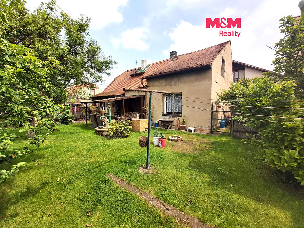 Prodej rodinného domu 117 m², pozemek 416 m², Jimlín – fotka 1 z 3