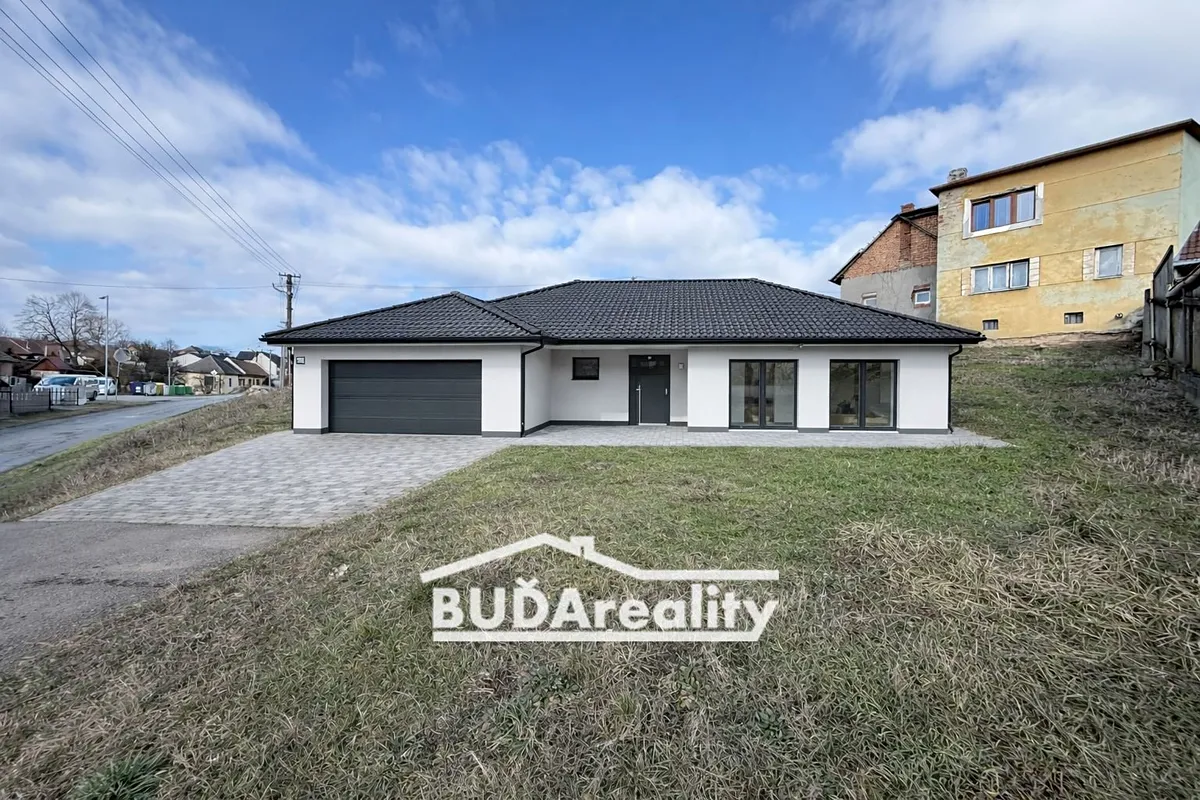Prodej stavebního pozemku 917 m²