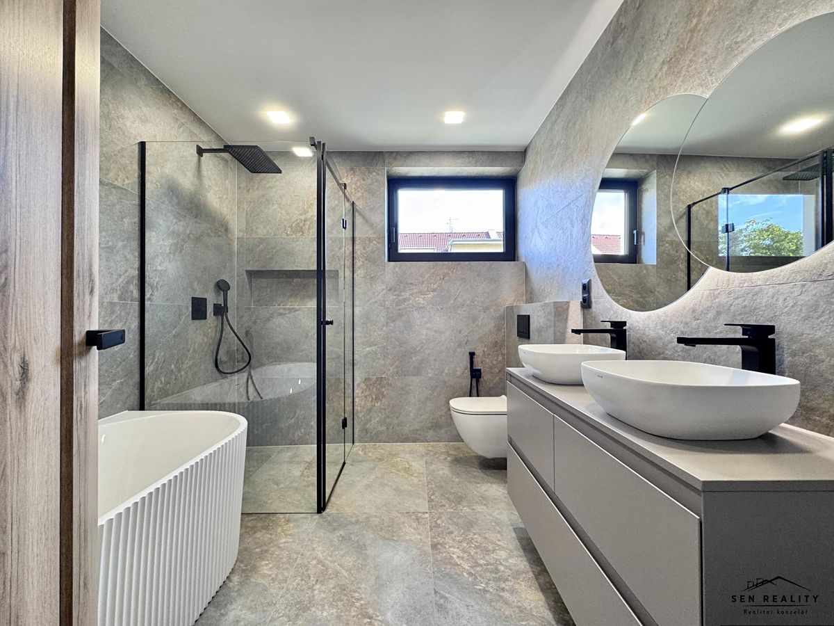 Prodej rodinného domu 112 m², pozemek 519 m² – fotografie 3