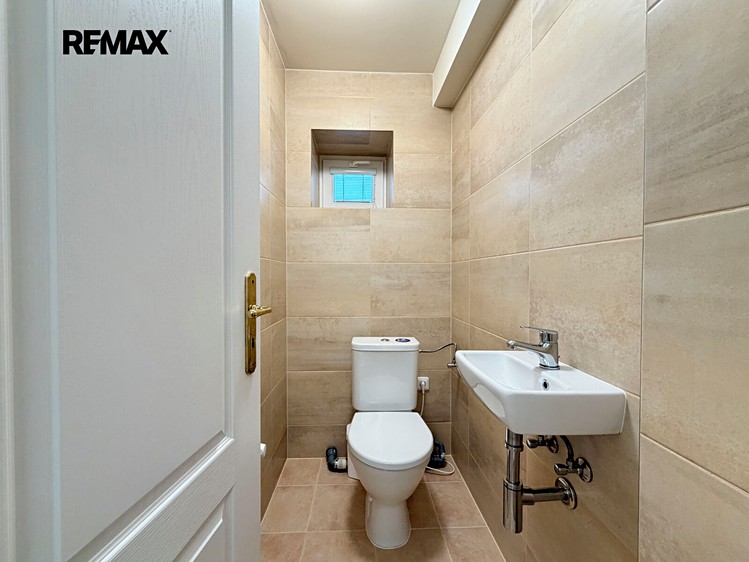 Будинок в оренду, 302 м² (19 з 37)