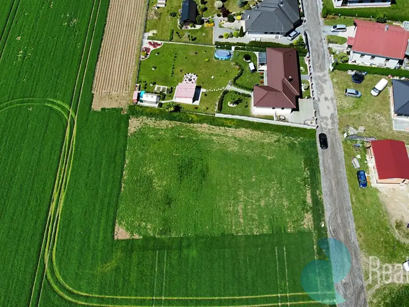 Prodej stavebního pozemku 990 m², Kaplice – náhled fotky 2